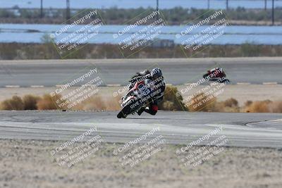 media/Nov-16-2025-Race Pace (Sun) [[8c5fa54630]]/Verified Riders/3-Turn 14 (1045am)/